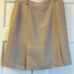 Astra Classic Womens Beige Golf / Tennis  Microfiber Skort Skirt  Sz 6